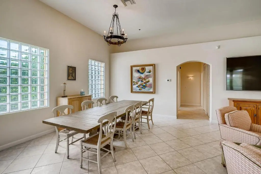 Residence at Rosemary Square