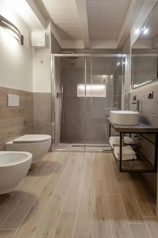 Luxury Apartments San Zeno