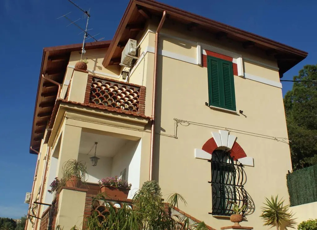Villa Iris