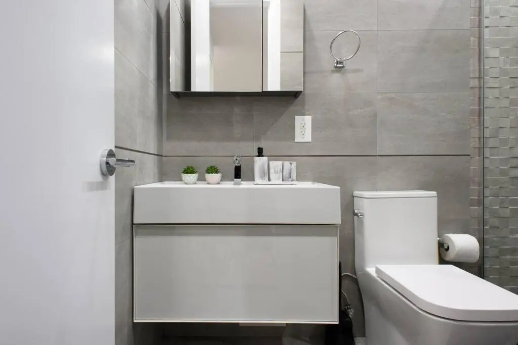 78 2A Brand new 1BR Prime UES WD in Unit