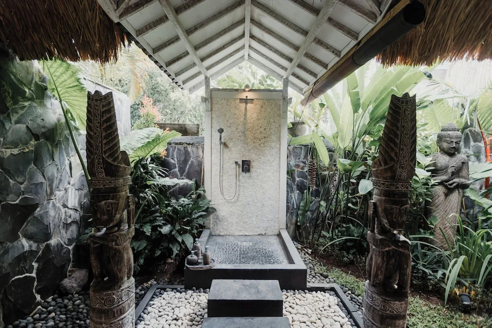 Maylie Bali Villa & Bungalow
