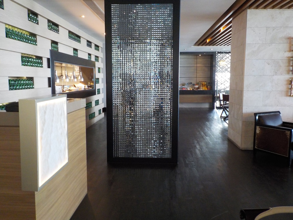 Soul Beachfront Apartments - HR Surfers Paradise