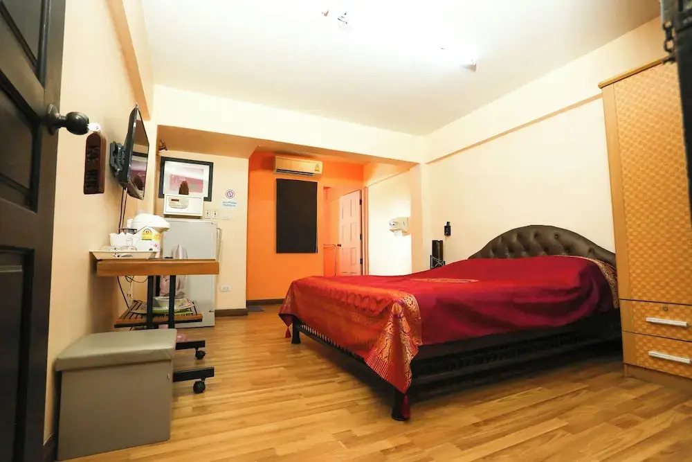 PJR Chateau