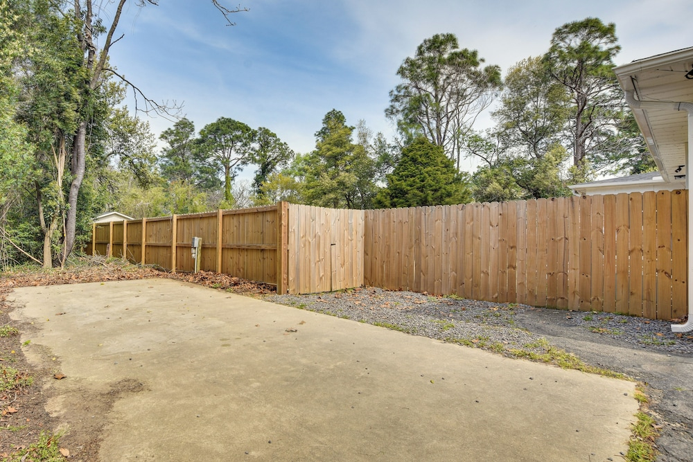 Golf, Ride & More! Home in Dtwn Southern Pines