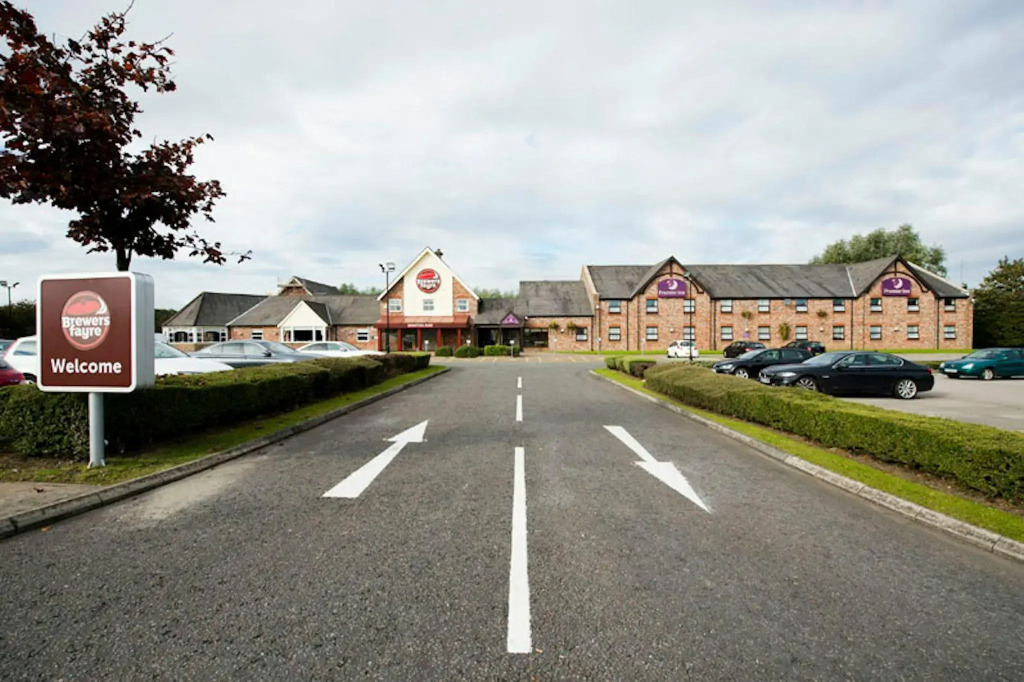 Premier Inn Wigan - M6 J25