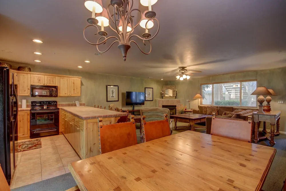 Las Palmas 4 Bedroom Condo by St George vacations