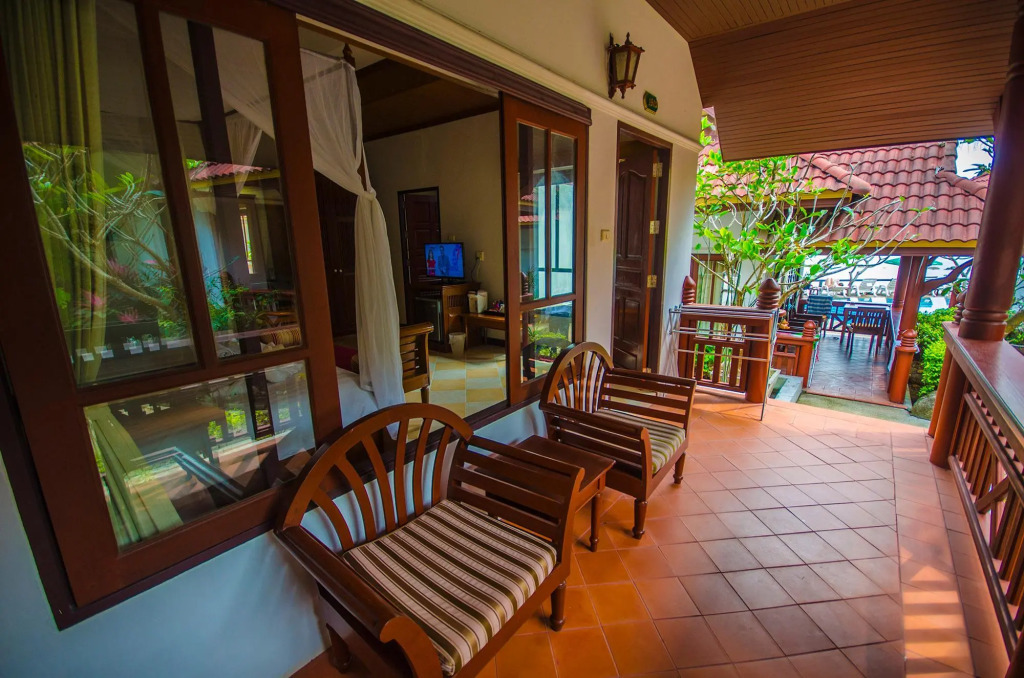Bhundhari Chaweng Beach Resort Koh Samui - SHA Plus