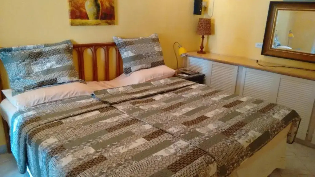 Condominium 220