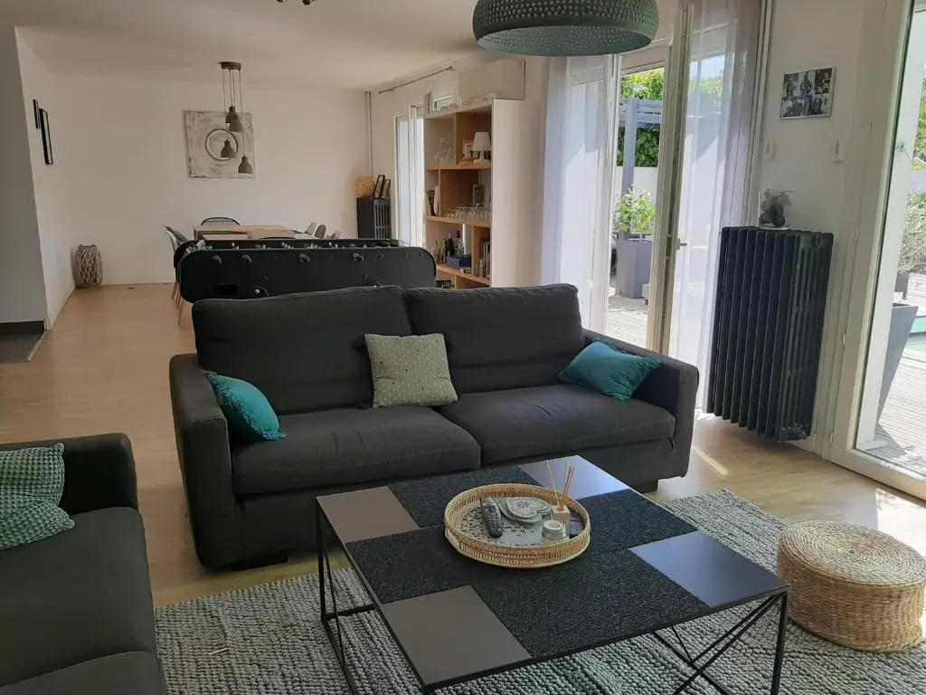 Maison lumineuse et agréable pour 6 à 8 personnes
