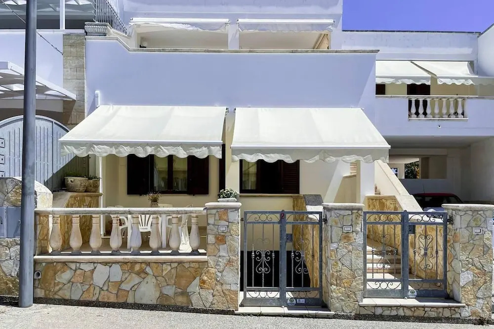 Beautiful 2-bed Apartment in Marina di Mancaversa