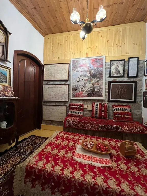 Old town Guesthouse Guri