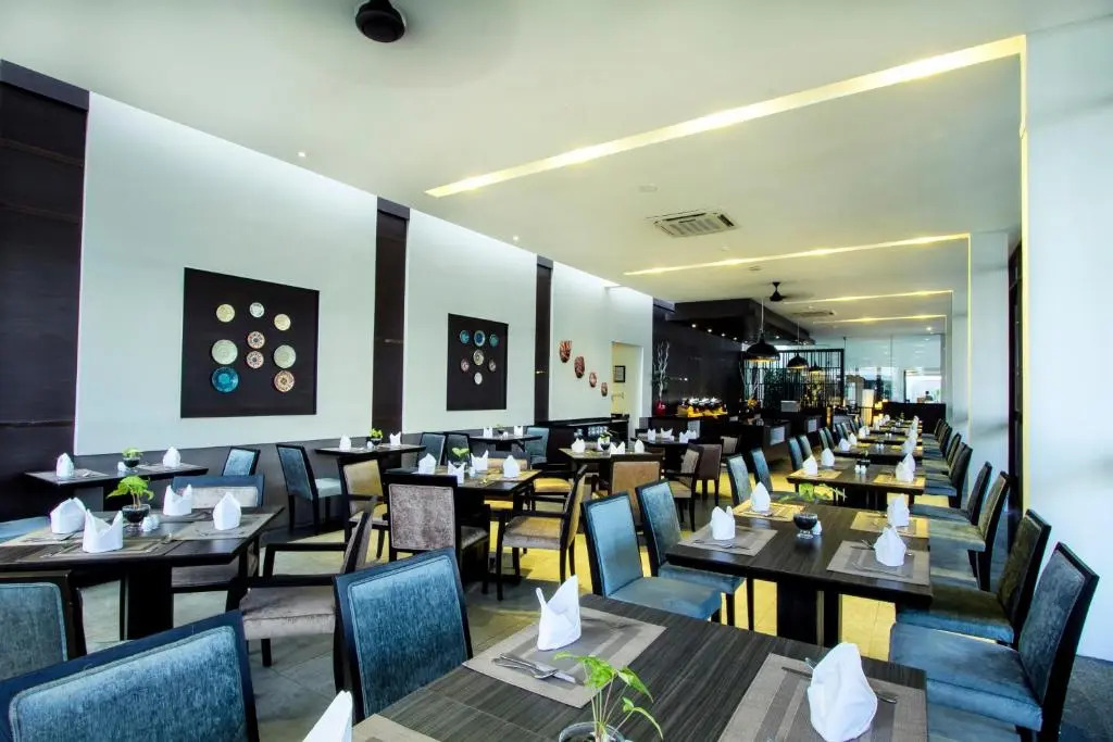 Estrella Hotel & Conference
