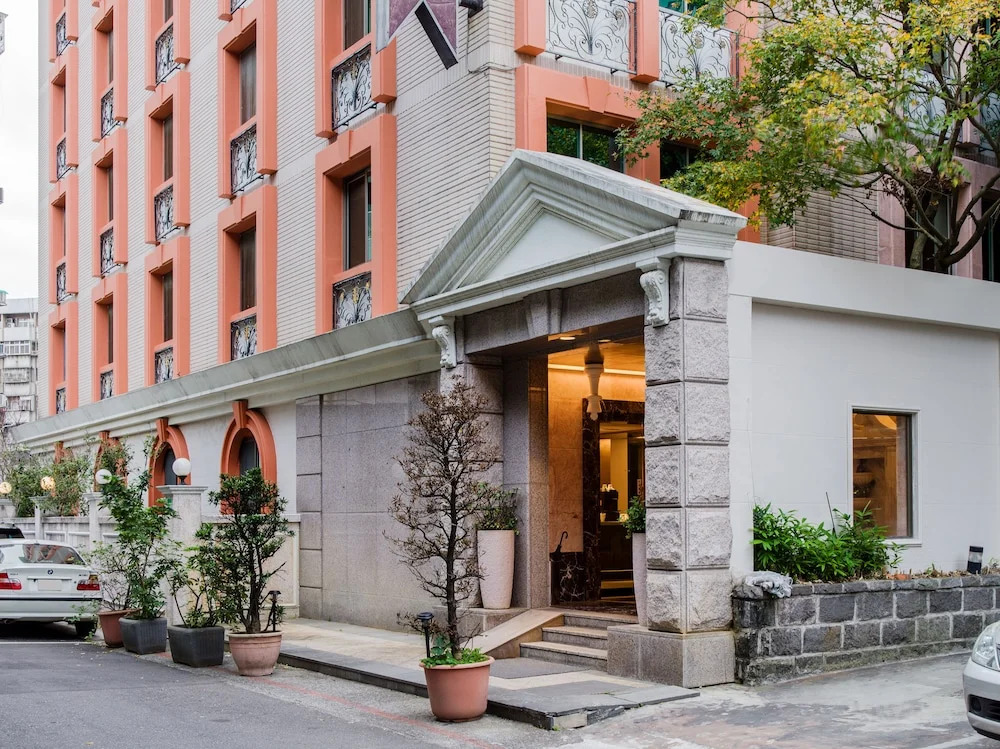 Reedon Boutique Hotel