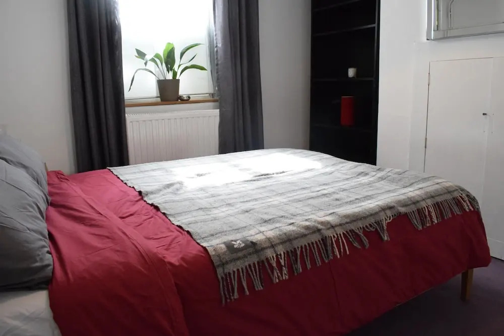 1 Bedroom Flat With Garden In Lambeth
