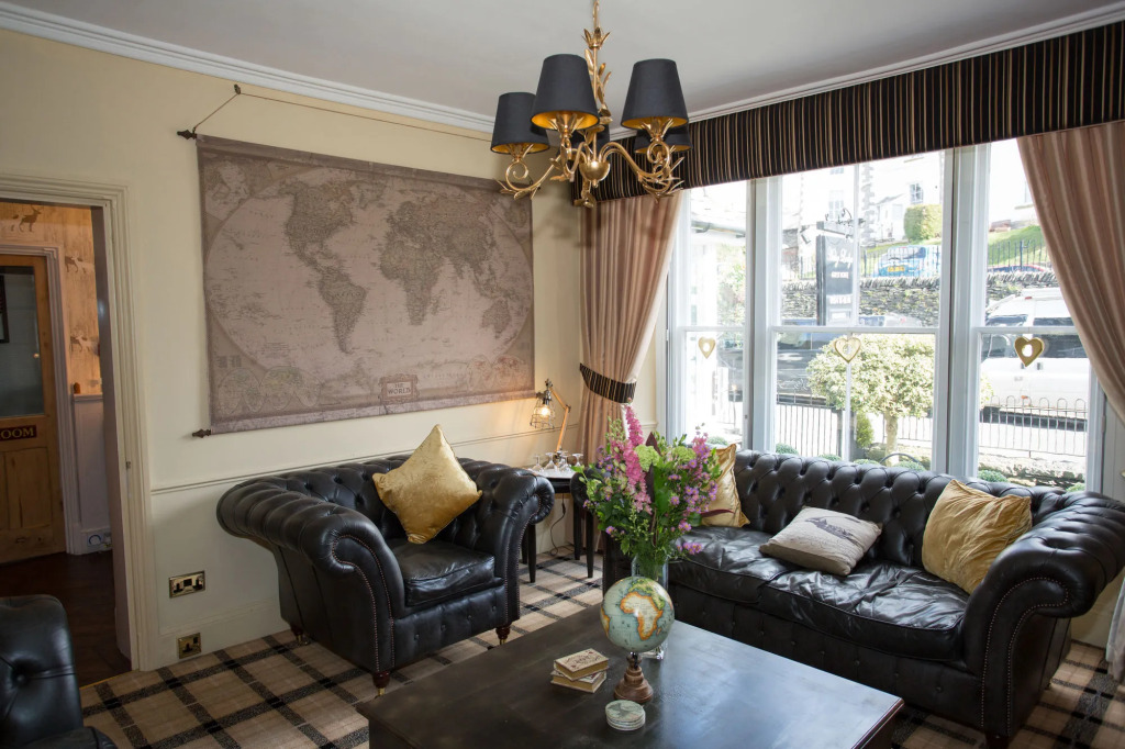 Holly Lodge Guest House with FREE off site health club