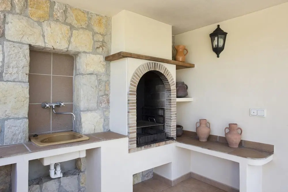 Villa - 4 Bedrooms with Pool and WiFi - 103131