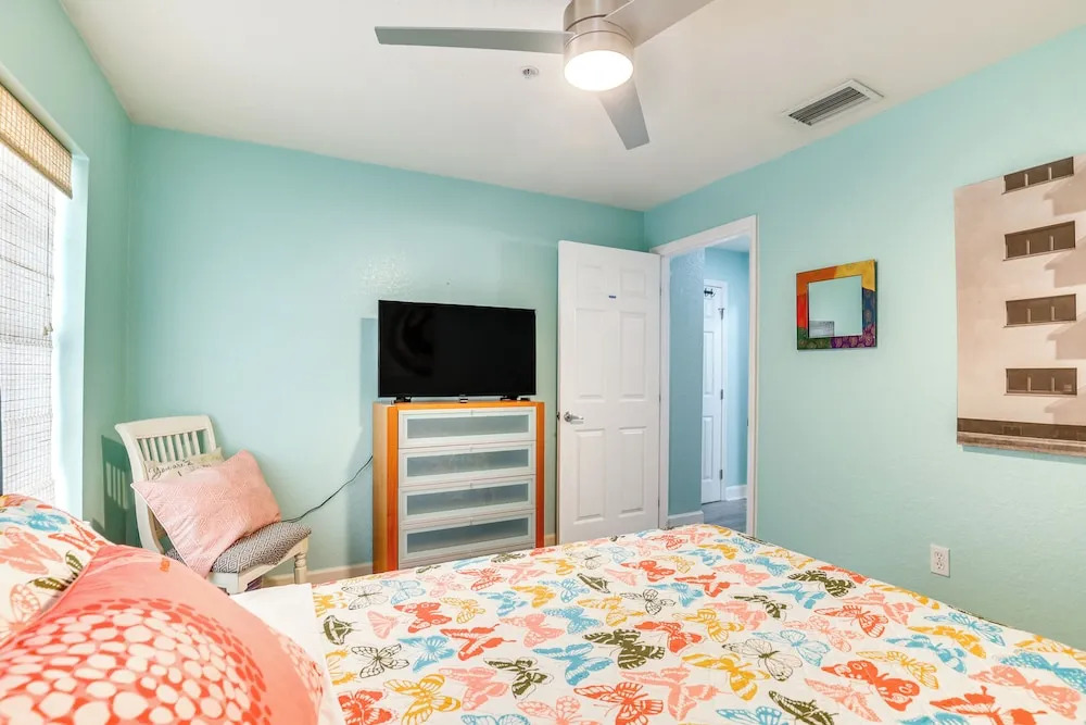 Clearwater Beach Hideaway: Walkable Location!