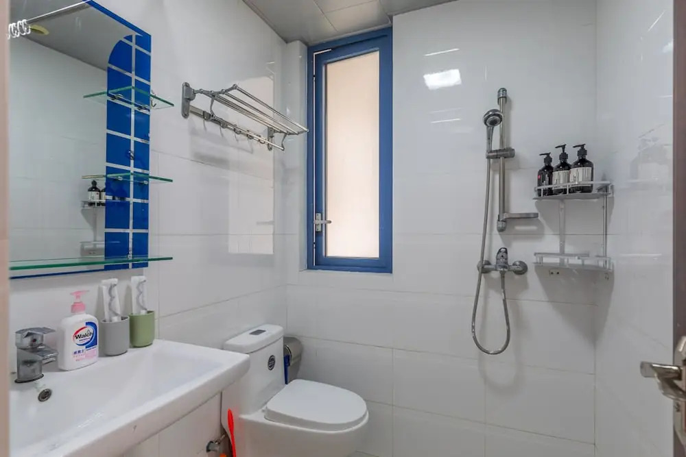 Locals Boutique Apartment Jiuzhou Port.1