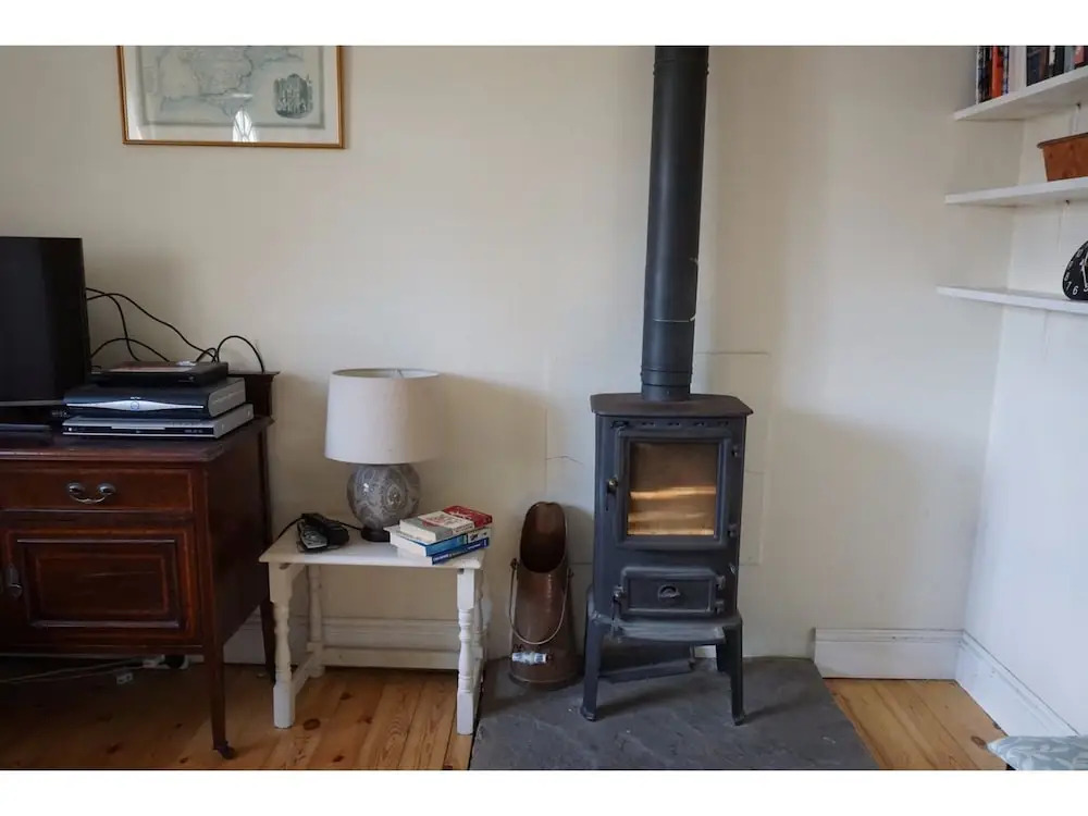 Comfortable Family Home in Oxford With Parking
