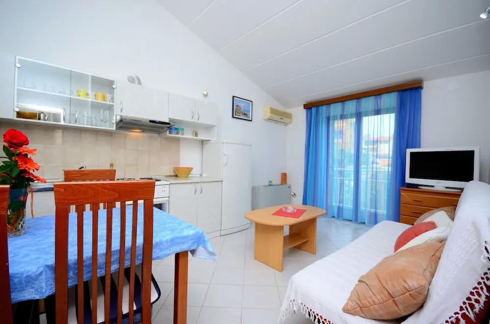 Apartments Bovarovic