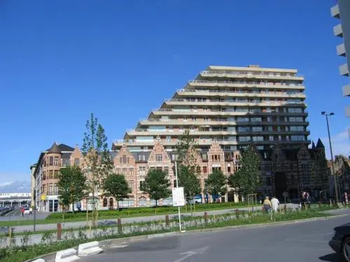 Marina Mercator