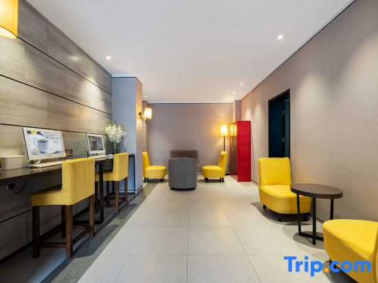 Home Inn Ease Hotel (Tianjin Five Avenue Nanjing Road Xiaobailou Metro Station)