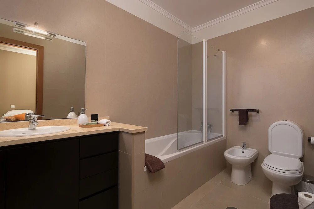 House In Calheta Beach - Best Location In Calheta