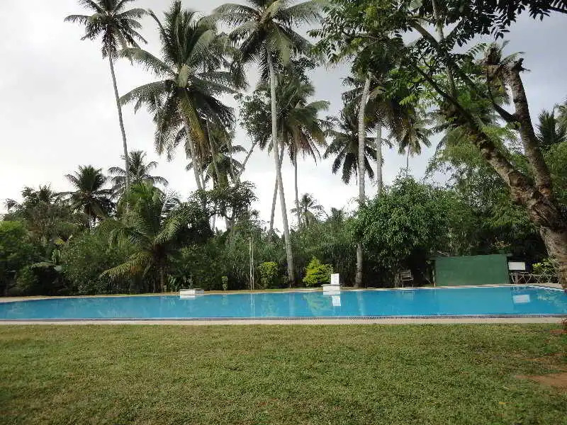 Polhena Coral Reef Resort