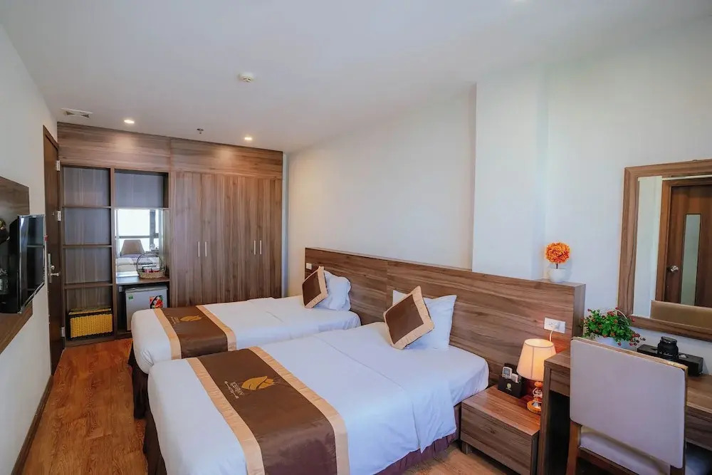 A89 Rosarian Hotel