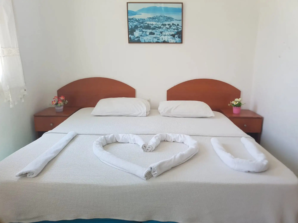 Dort Mevsim Pansiyon