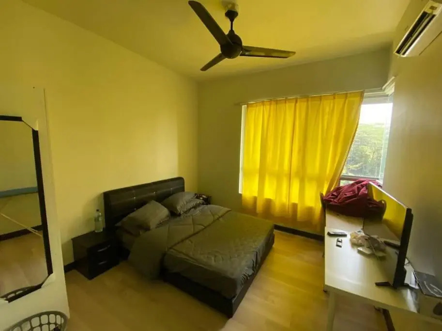 126 Larkin Studio Homestay