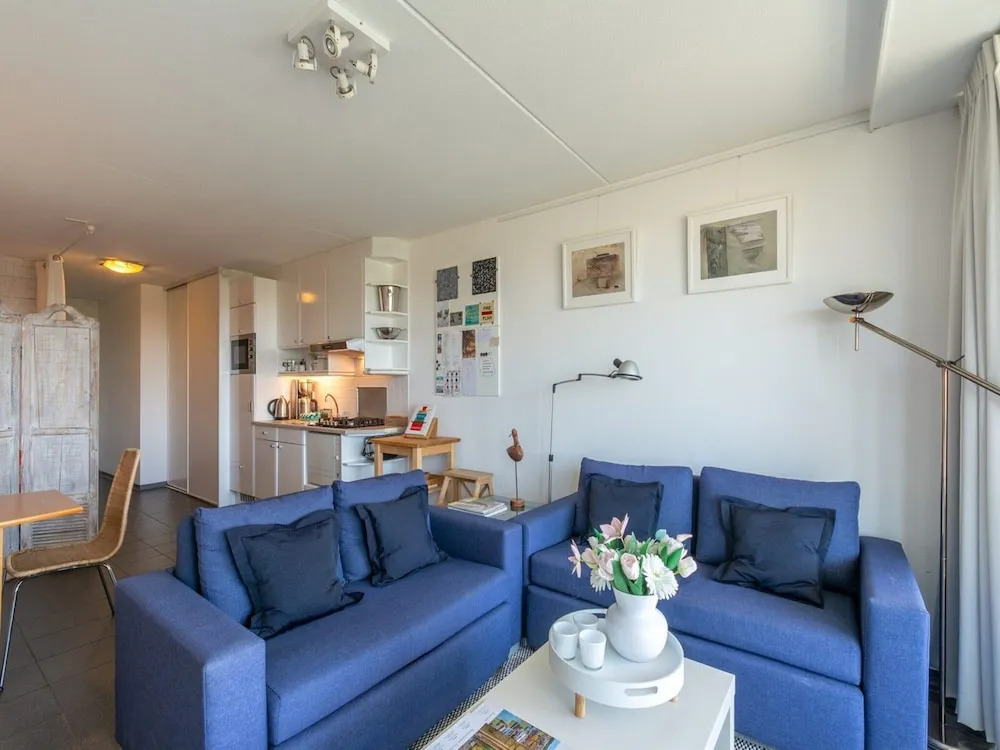Apartment With Kitchen