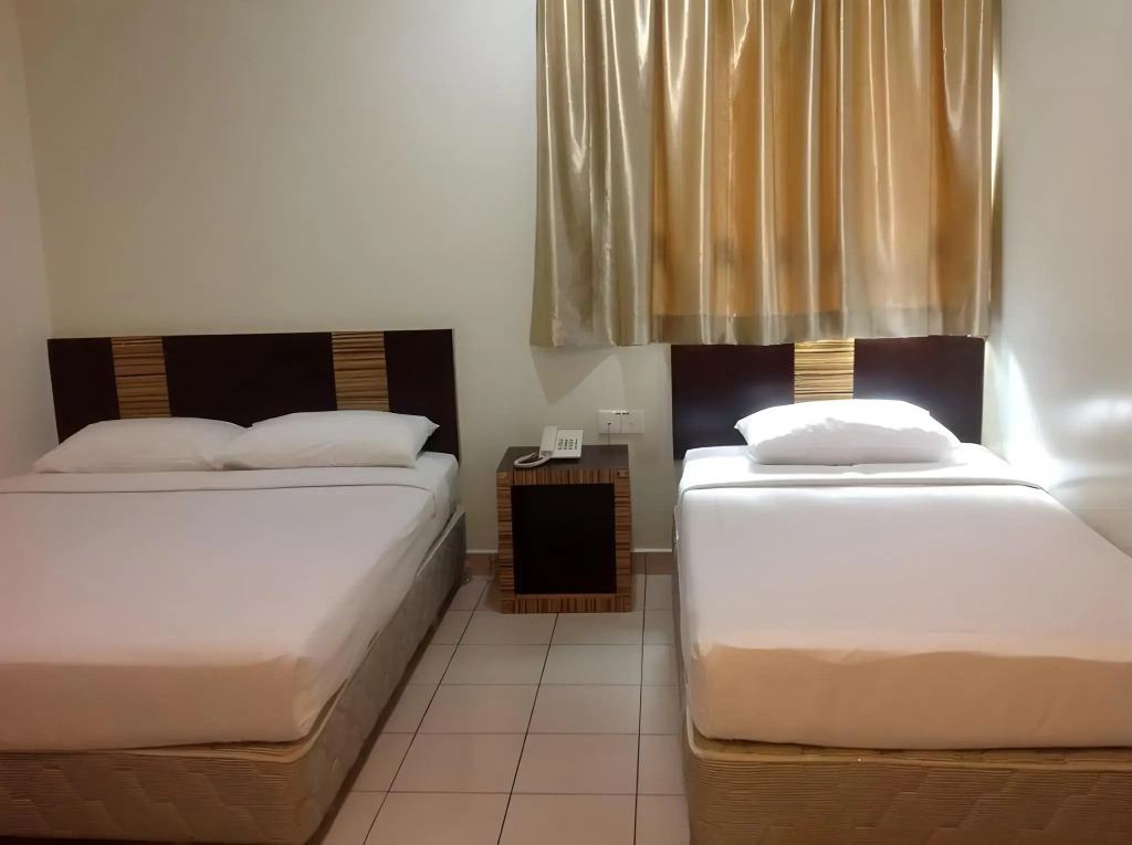 Hotel Traveller