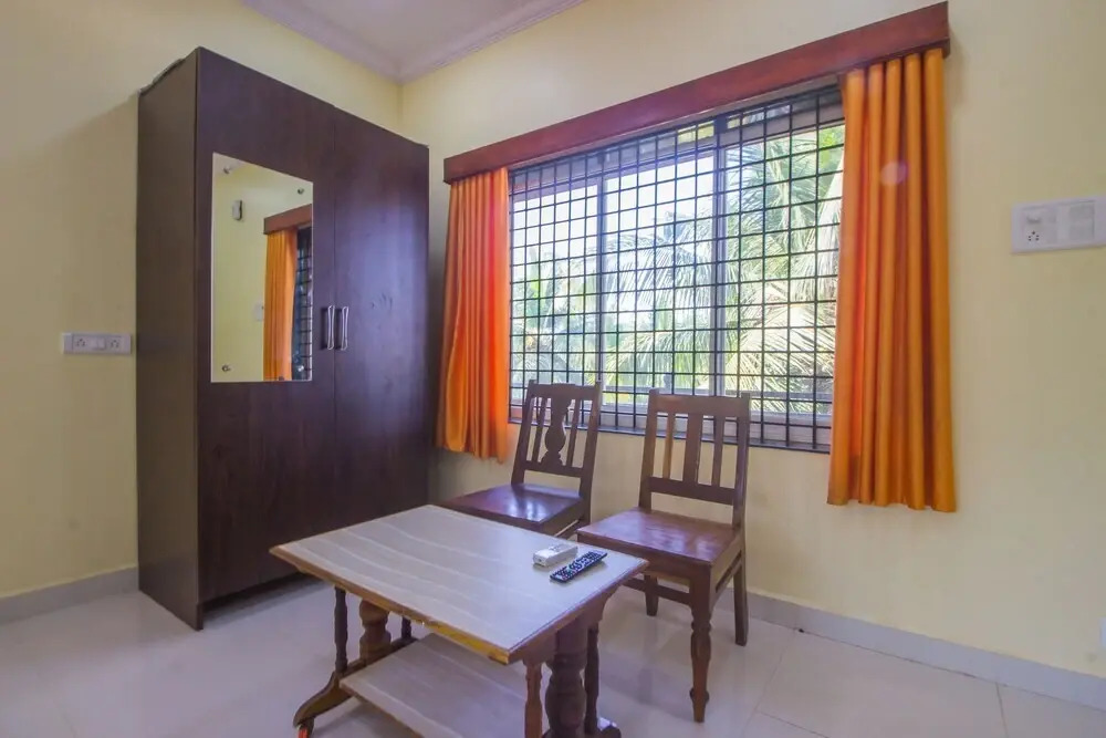 OYO 18947 Home Modern Stay Morjim Beach