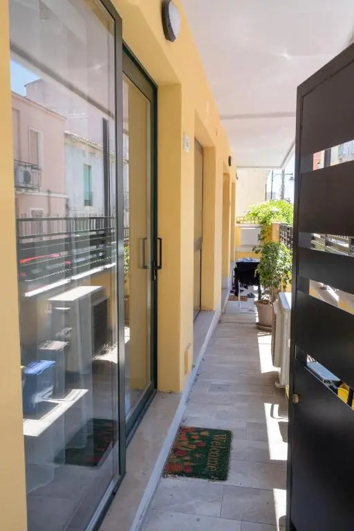 Ichnos Loft 33