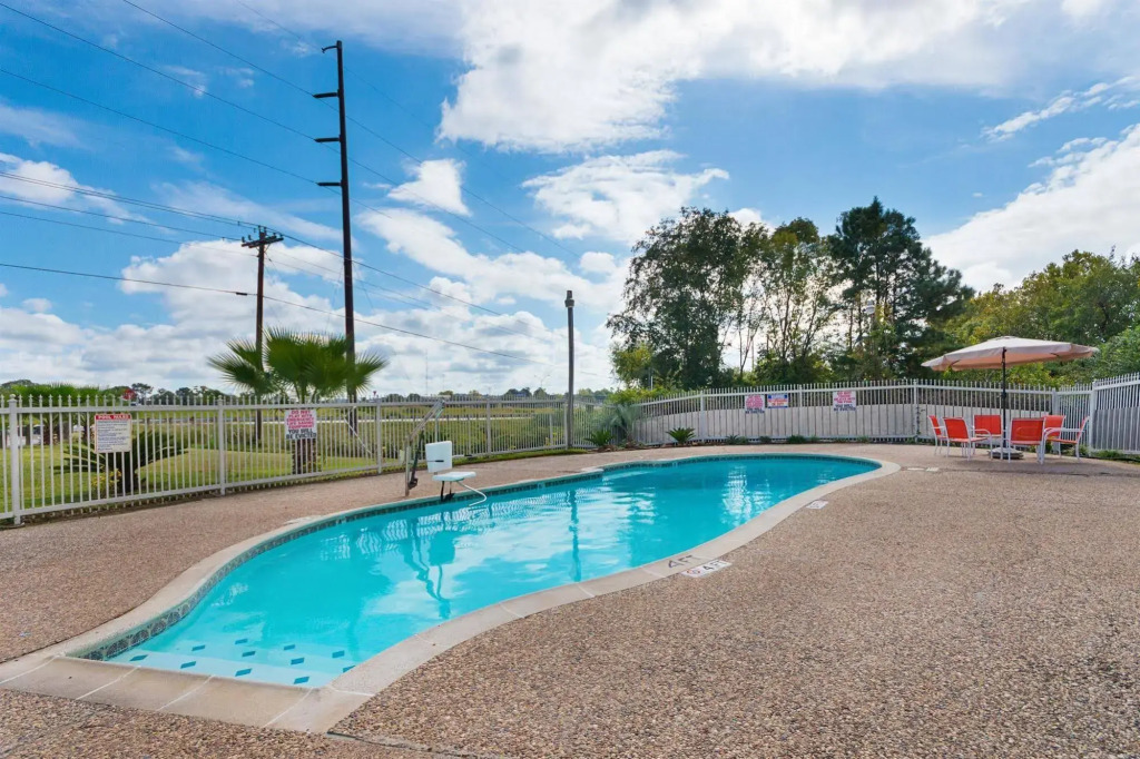 Motel 6-Livingston, TX