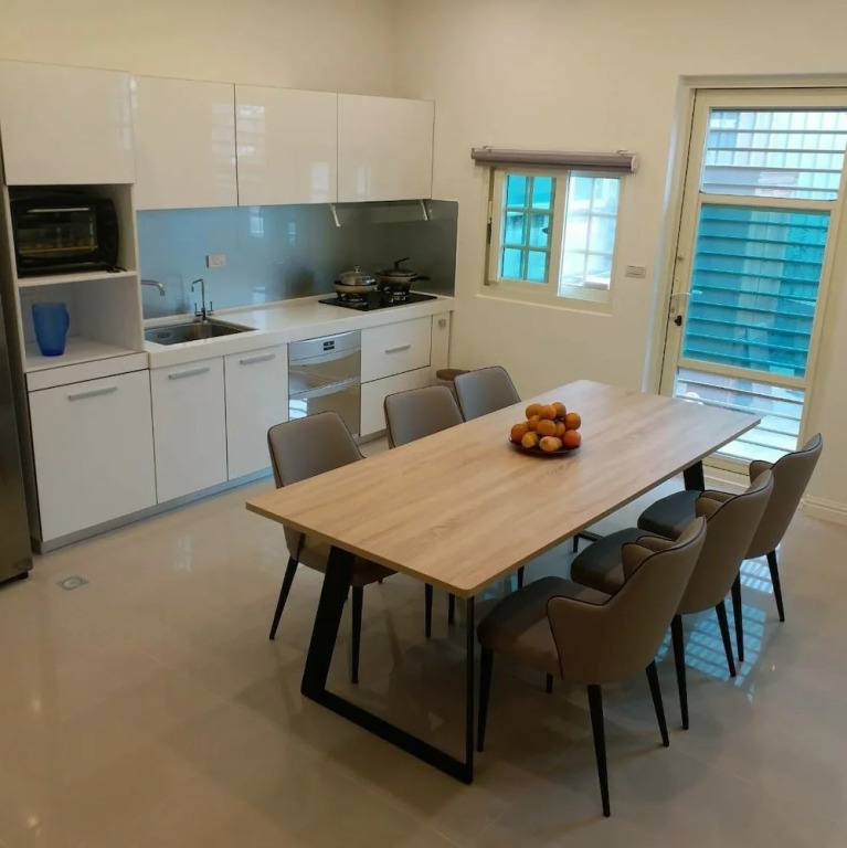 Shu Shen Praise B&B