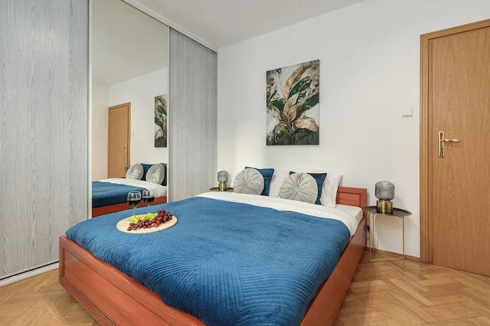 Lumina apartment for family in Warsaw
