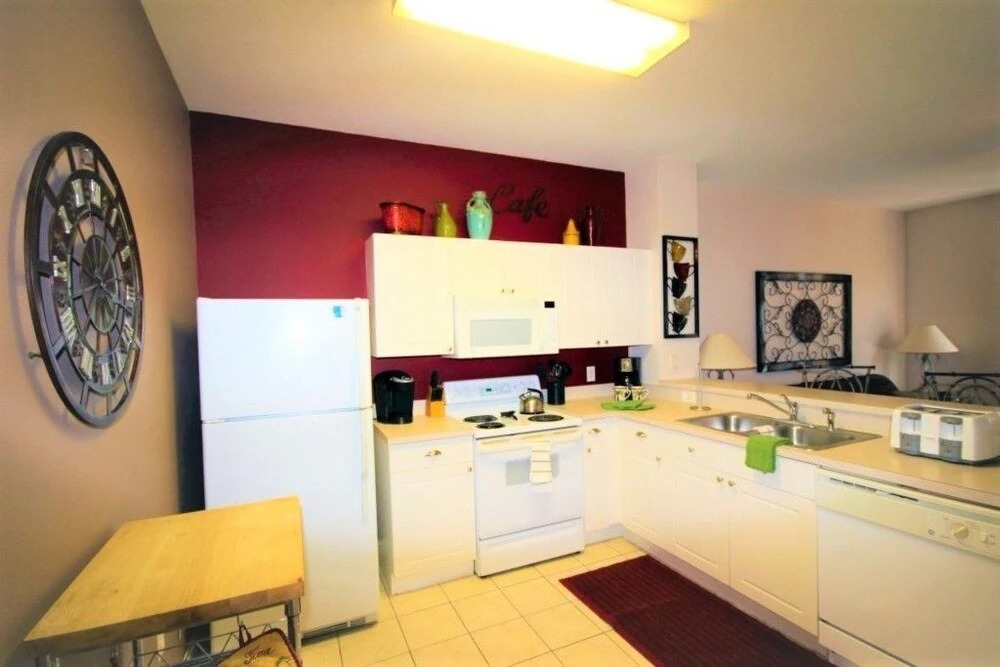 Windsor Palms s: 3 Bed 3 Bath & Pool Getaway - 3 Br townhouse by RedAw