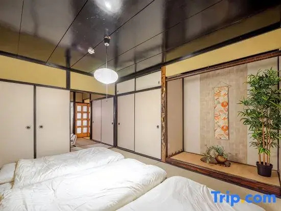 Up to 8 people/6 minutes to Namba/Good atmosphere house/wi-fi/Osaka trip/87m2