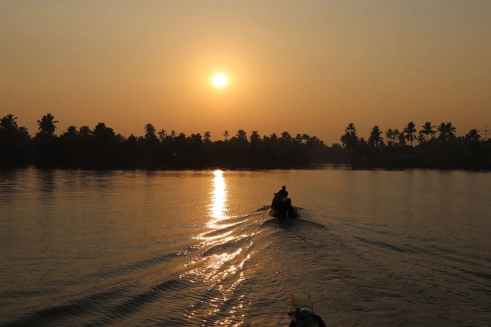 Sreekrishna Houseboat