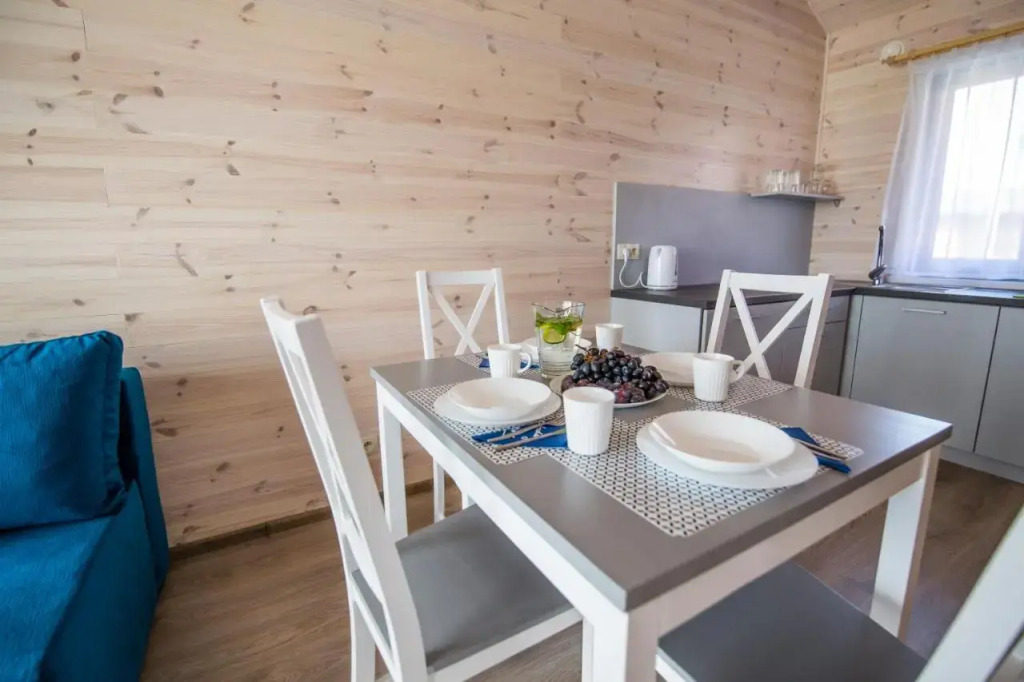 Amelia - domki drewniane, apartamenty & pokoje na wynajem