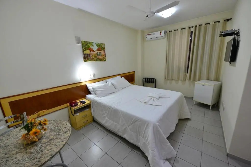 Vinds Plaza Hotel