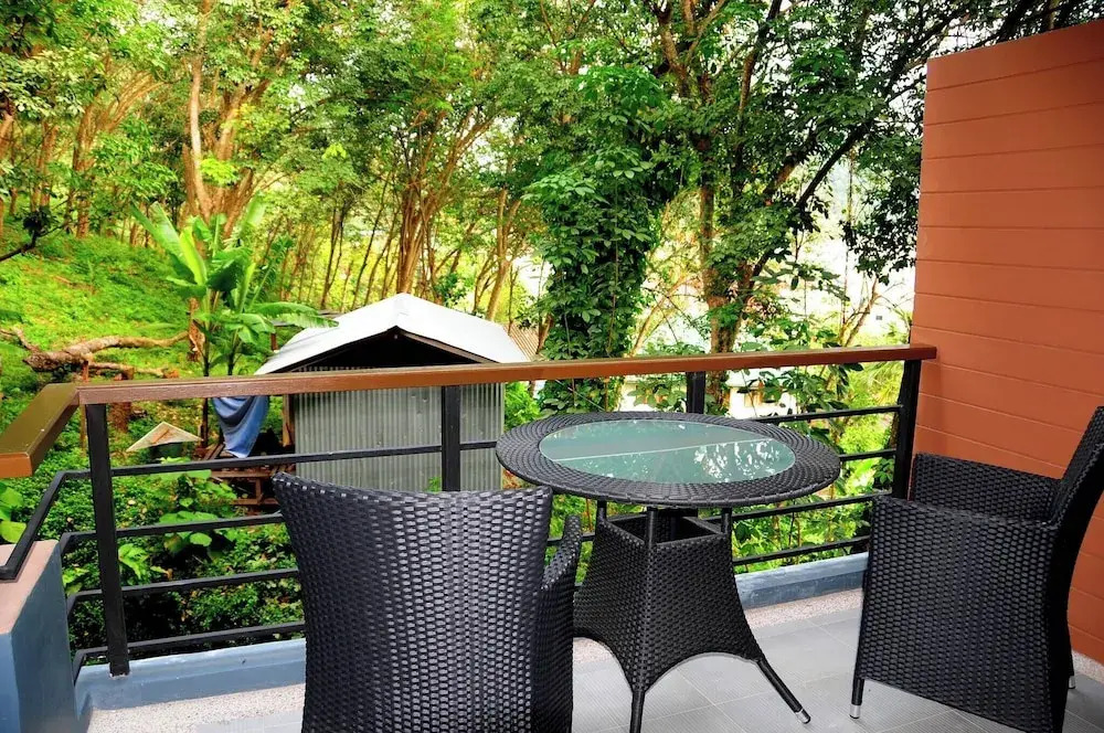 Luxurious 45sqm Apartment in Peaceful Patong Location