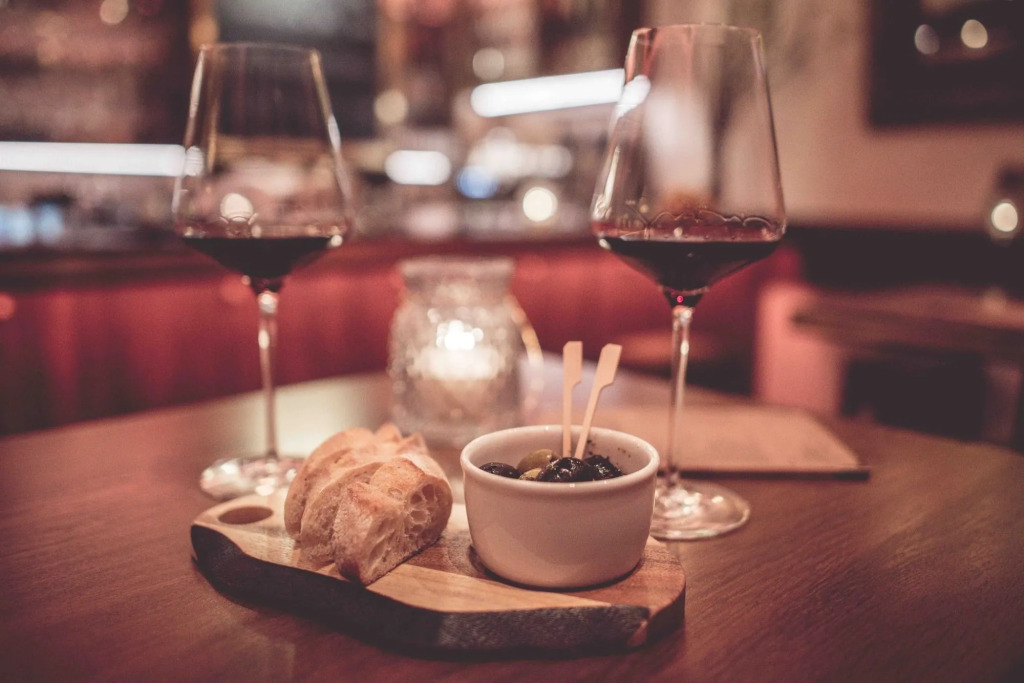 Chin-Chin Hotel ehemals Bohemian Hotel
