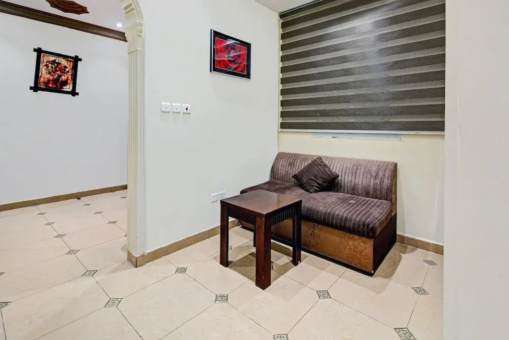 OYO 589 Lavina House
