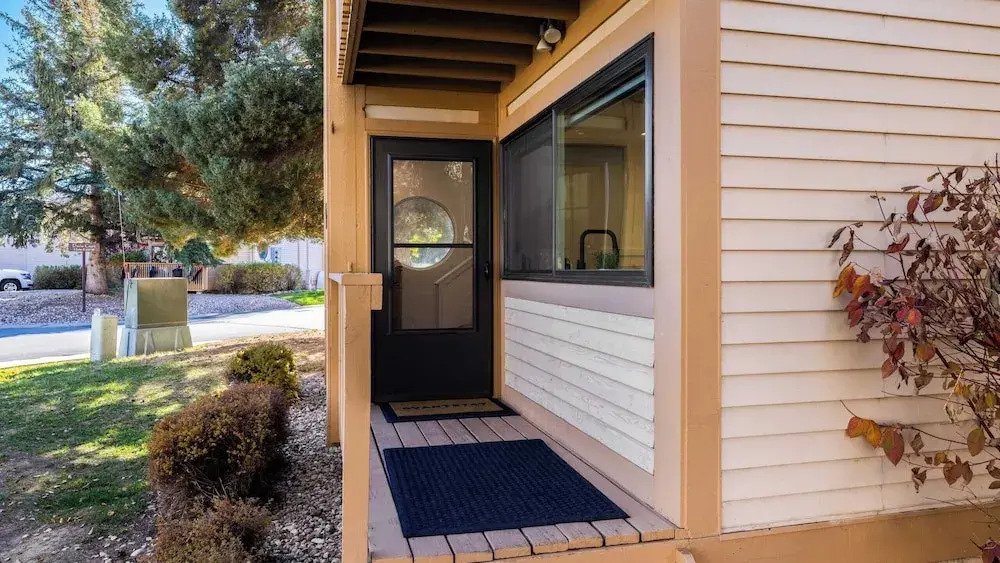 Stylish 3-story Retreat With Hot Tub & Firepit Near Park City High West Hideaway by Avantstay