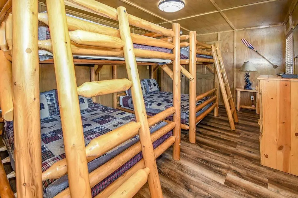 Spacious 10bd 6ba in Heart of Smokies