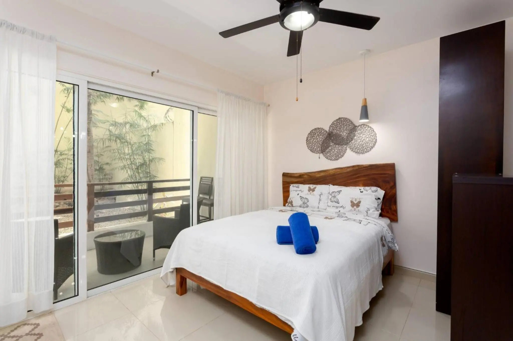 Affordable 1 Bedroom Condo For Families - Near 5th