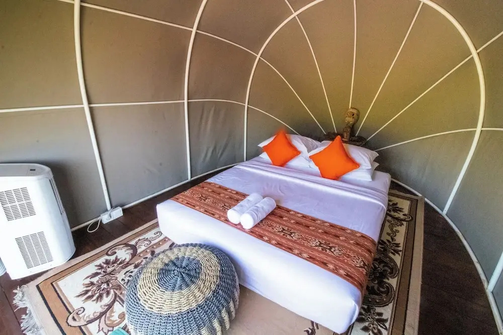 Natya River Sidemen
